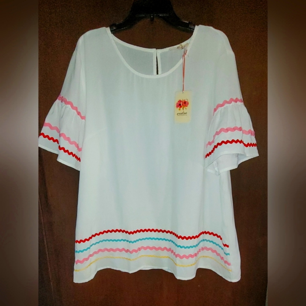 Blouse  Size 18  NWT